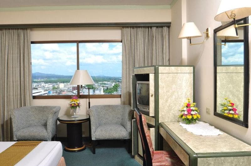 Bp Grand Tower Hotel 3