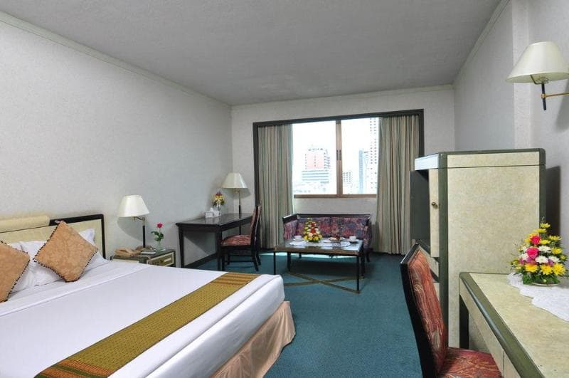 Bp Grand Tower Hotel 4