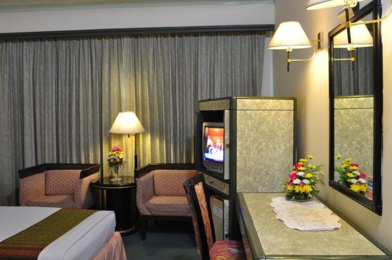 Bp Grand Tower Hotel 5