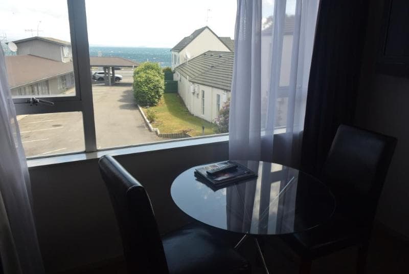 Absolute Lake View Motel photo 1