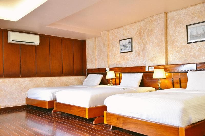Duc Vuong Hotel photo 1