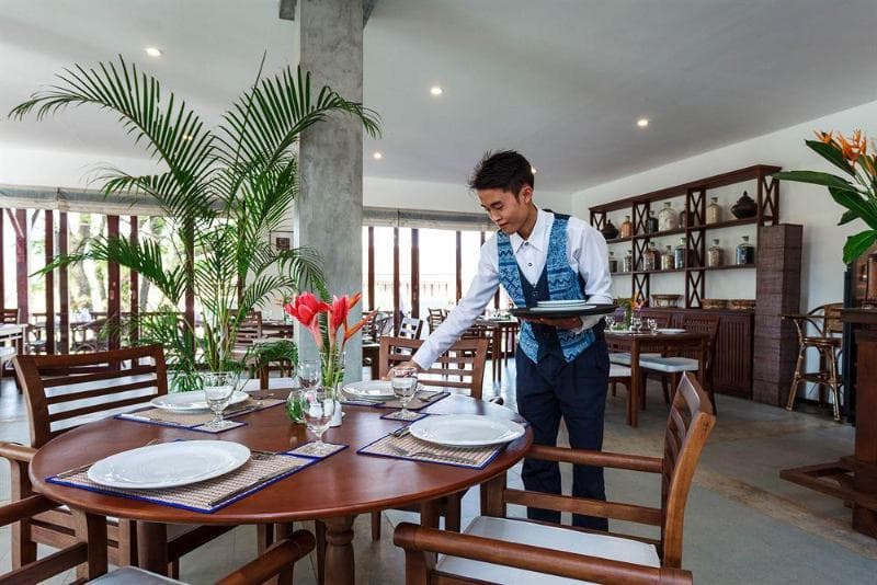 Riverside Boutique Resort 5
