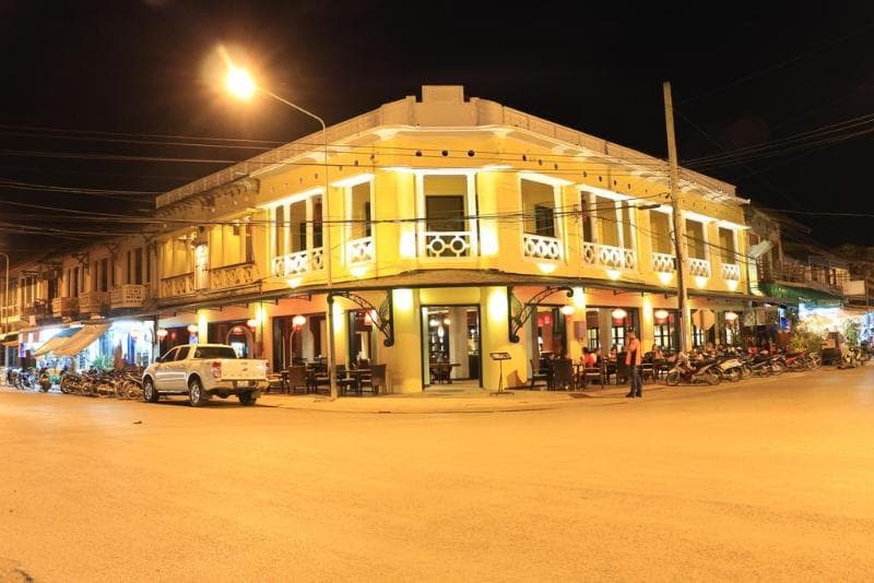 Inthira Thakhek photo 1