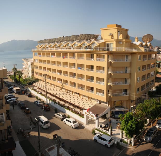 Mert Seaside Hotel main