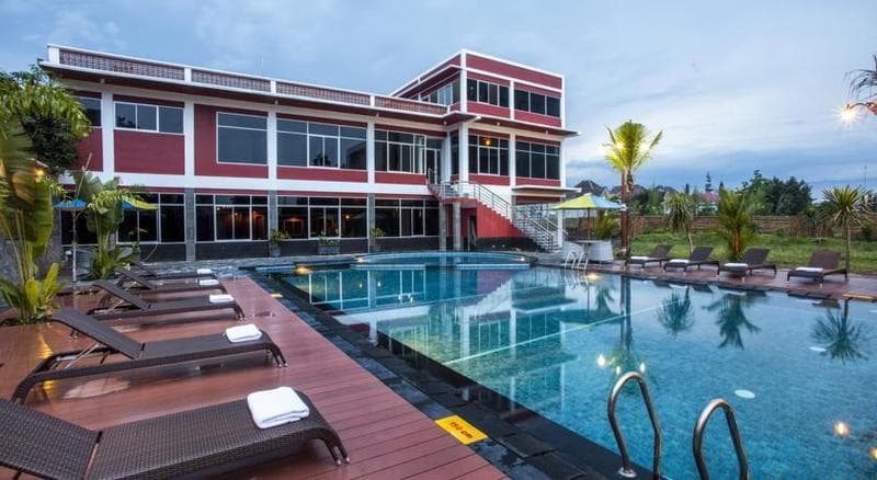 Merapi Merbabu Hotel 4