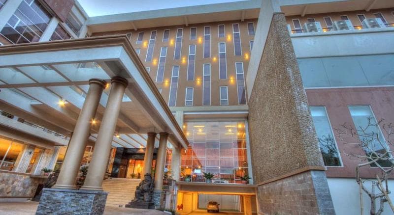 Merapi Merbabu Hotel 5