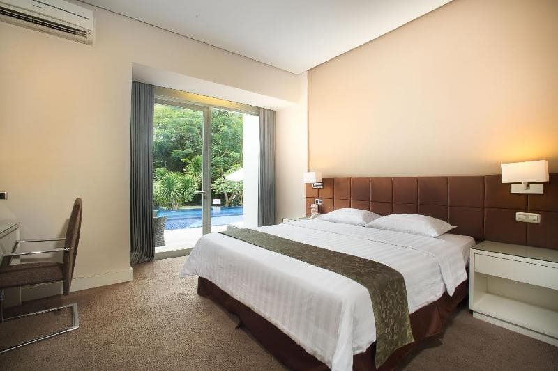 Grand Kecubung Hotel main