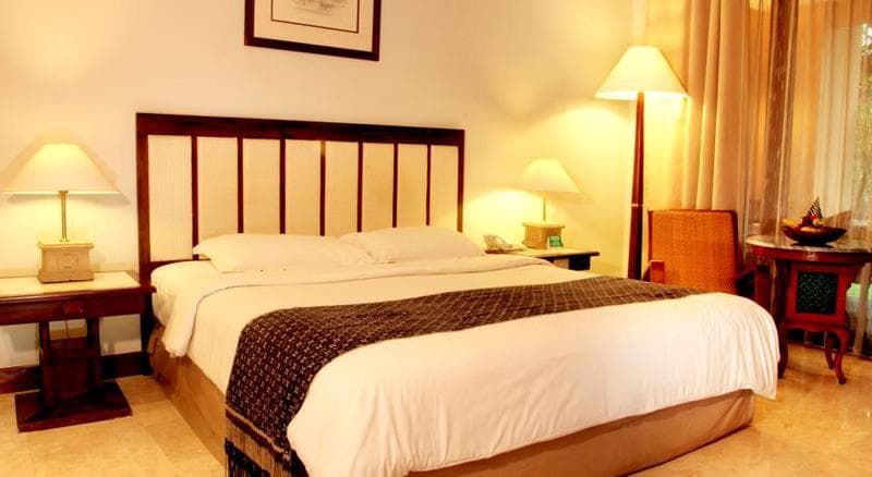 Laras Asri Resort And Spa 3