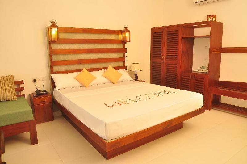 Oasey Beach Hotel 4