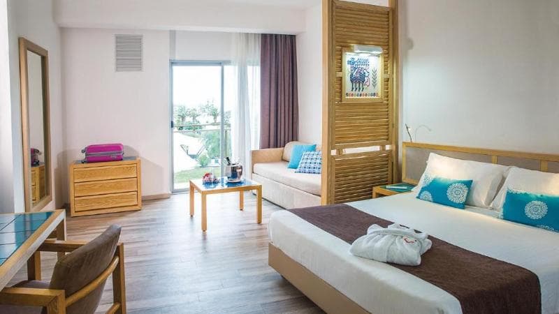 Hotel Baia Di Conte photo 1