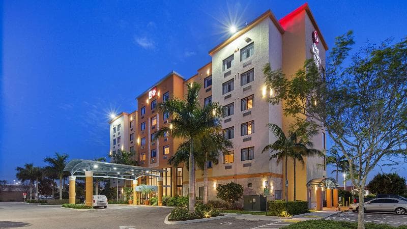 Best Western Plus Miami Executive Airport Hotel & Suites photo 1