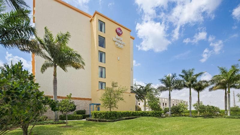 Best Western Plus Miami Executive Airport Hotel & Suites 2