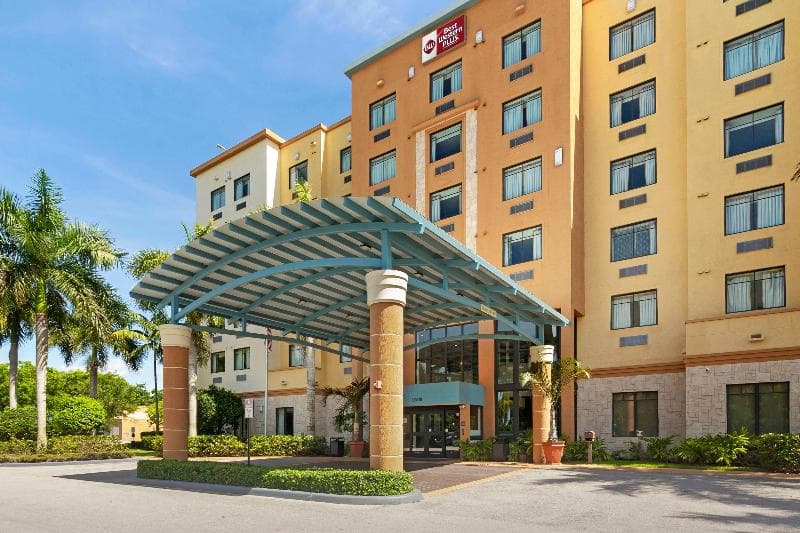 Best Western Plus Miami Executive Airport Hotel & Suites 4