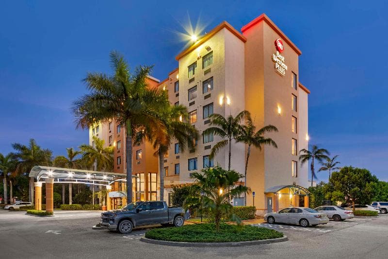 Best Western Plus Miami Executive Airport Hotel & Suites 5