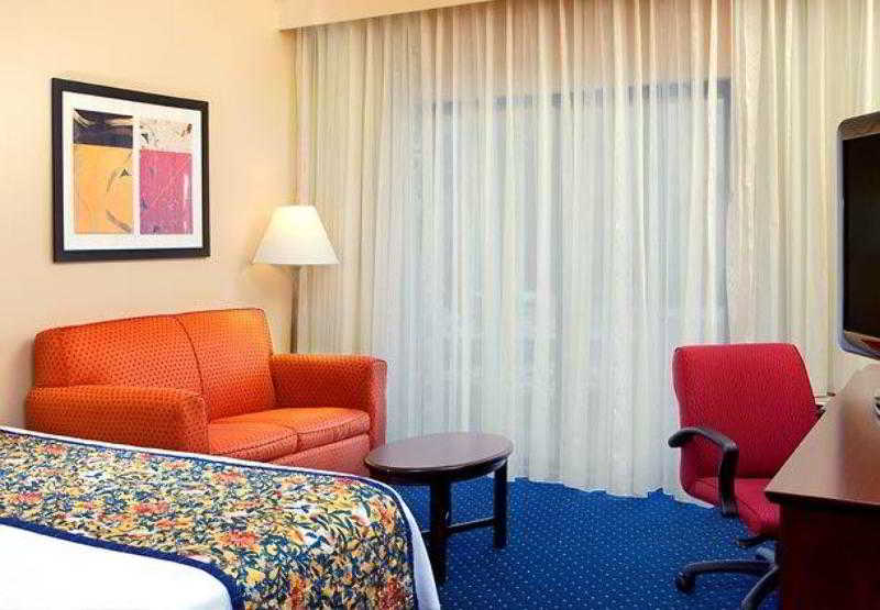 Courtyard Atlanta Alpharetta 3