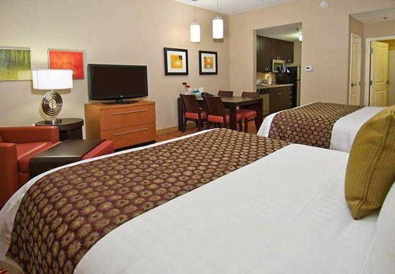 TownePlace Suites Baton Rouge Gonzales 2
