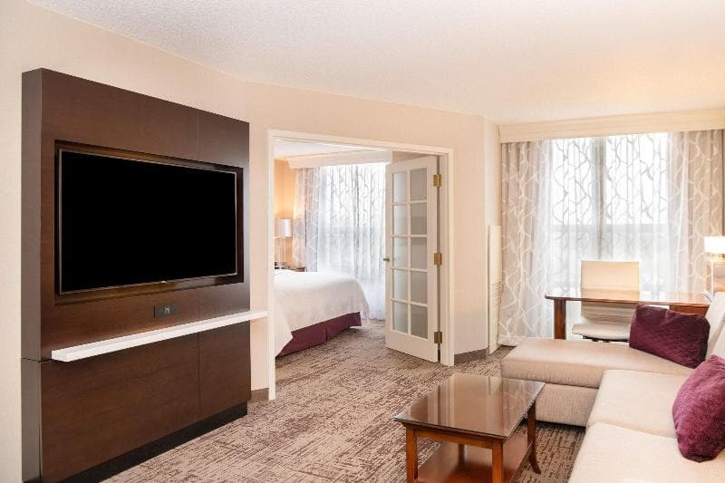 Chicago Marriott Suites Deerfield 4