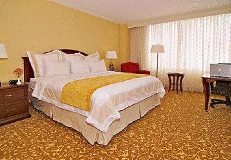 Auburn Hills Marriott Pontiac 5