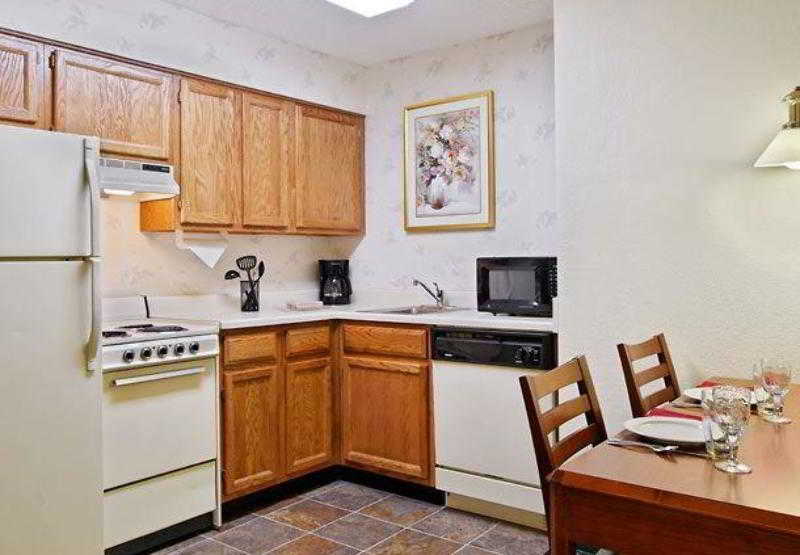 Residence Inn By Marriott Detroit Pontiac Auburn Hills 2