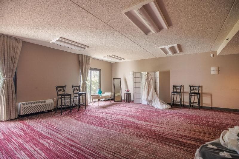 Courtyard By Marriott Lincroft Red Bank photo 1