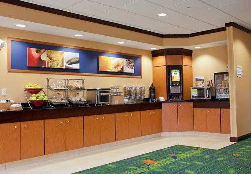 Fairfield Inn & Suites Flint Fenton 4