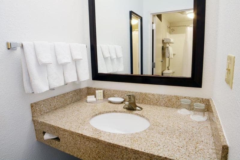 Springhill Suites Dulles Airport 4