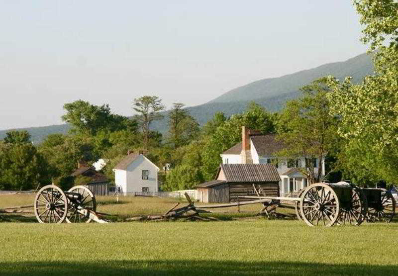 Fairfield Inn And Suites Strasburg Shenandoah Valley 3