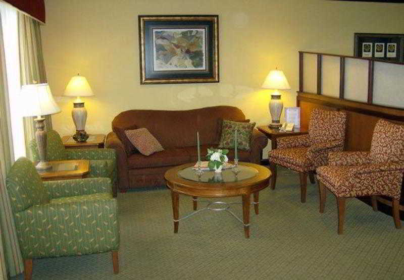 Fairfield Inn And Suites Butler 2