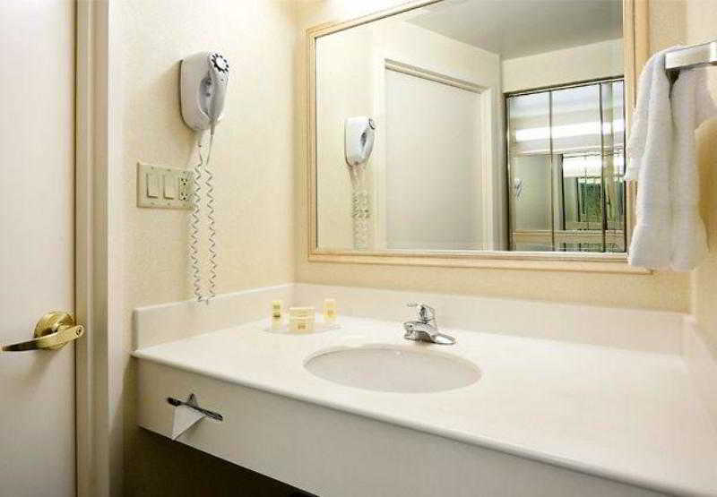 Fairfield Inn And Suites Butler photo 1