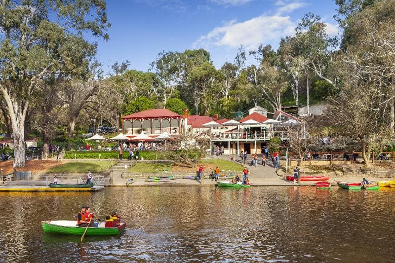 Quest Kew photo 1