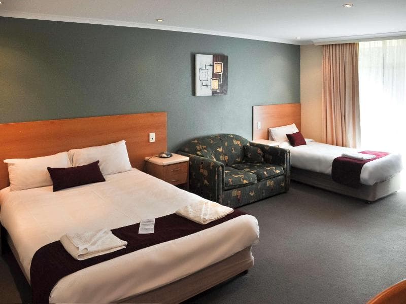 Ibis Styles Orange 3