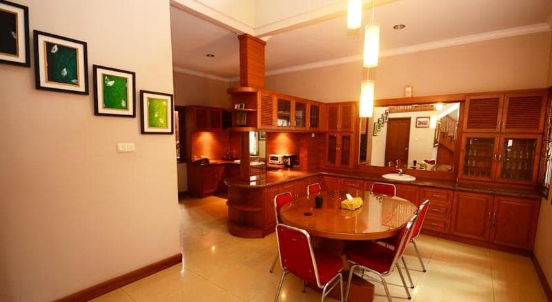 Setra Priangan Guest House photo 1