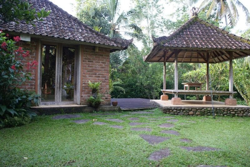 Prana Dewi Mountain Resort main