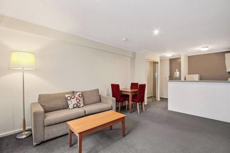 Knox International Hotels & Apartments 2