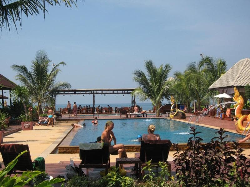 Nakara Long Beach Resort 4
