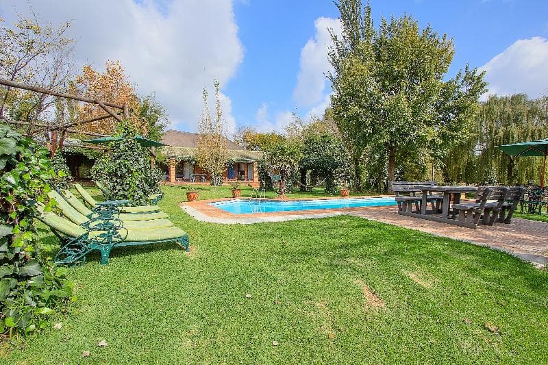 Airport & Bird Game Lodge 5