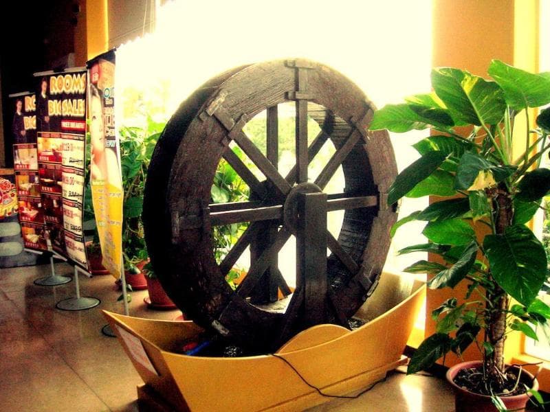 Paragon City Hotel 3