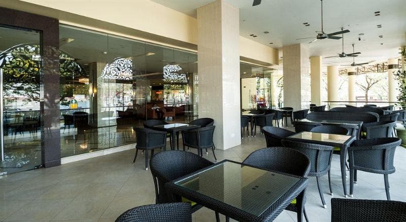 Pearl View Hotel 4