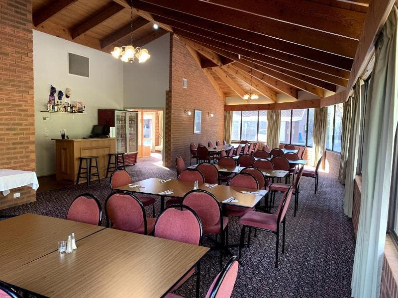 Kingswood Motel main