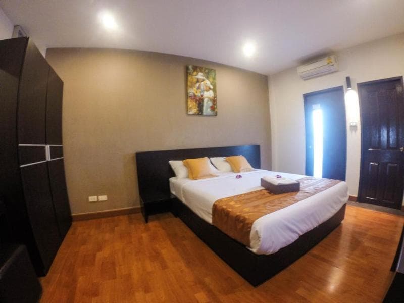 Khaosan Park Resort photo 1