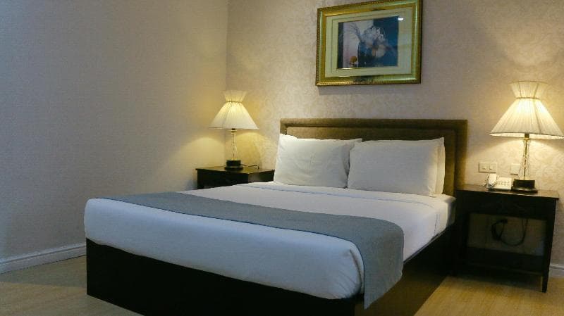 Queen Margarette Hotel 1