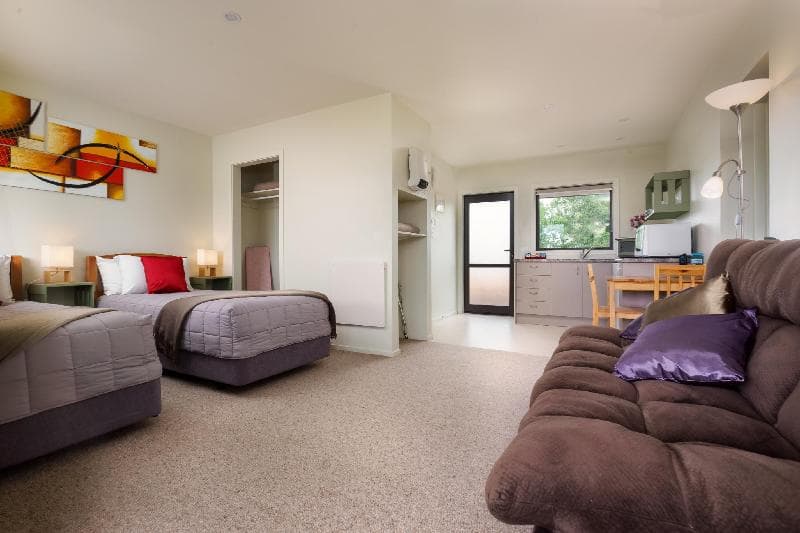 Longbourne Lodge photo 1