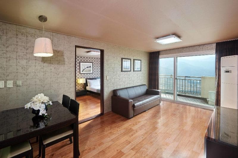 Kensington Resort Chungju 4