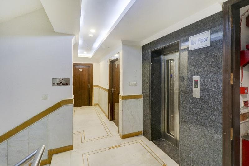 La Sapphire Hotel 4