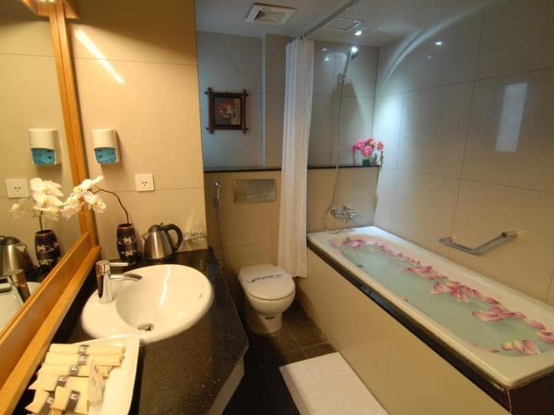 Eternity Hotel 5