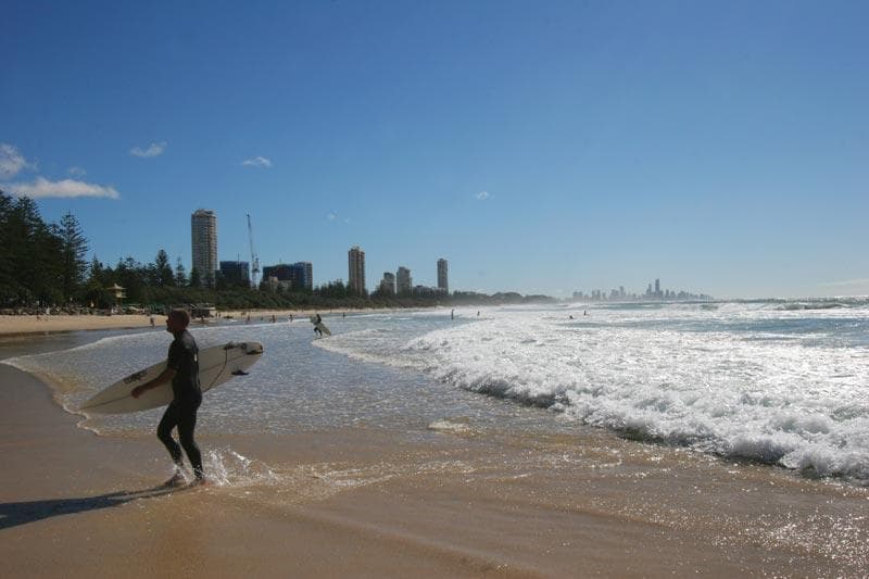 Burleigh On The Beach 3