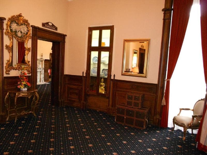 Adamton Country House 5