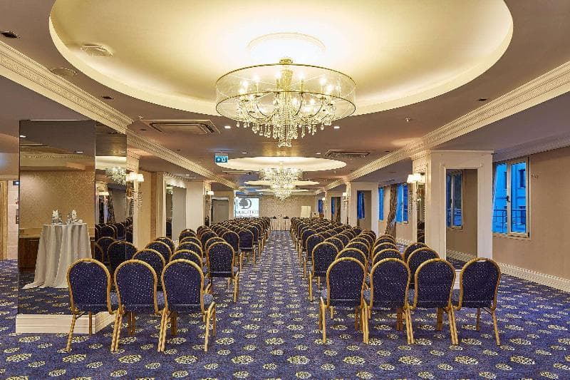 DoubleTree by Hilton Izmir - Alsancak 4