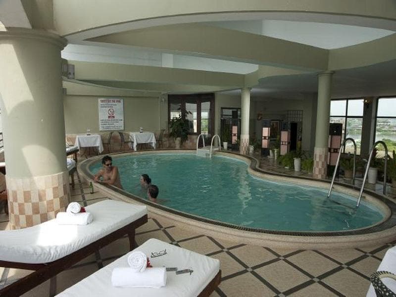 Asia Hotel 4