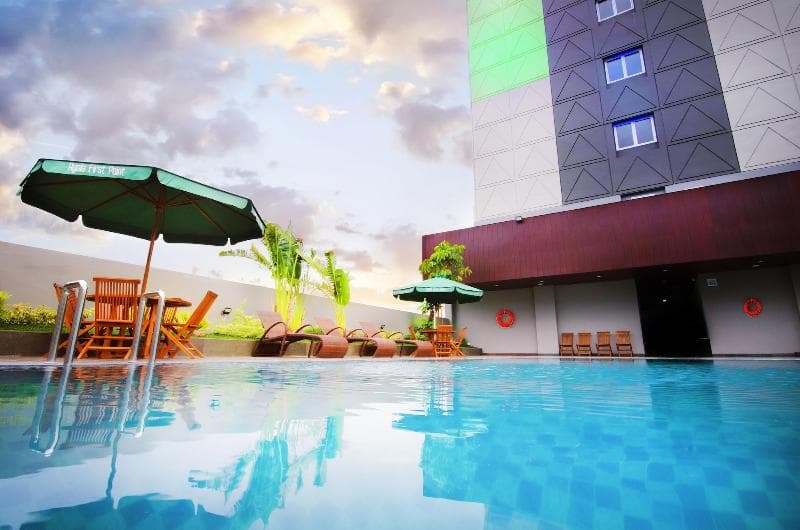 Zaira Hotel Pekanbaru photo 1